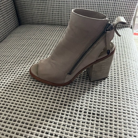 Dolce vita peep toe sandals block heel size 8.5 - Picture 6 of 9